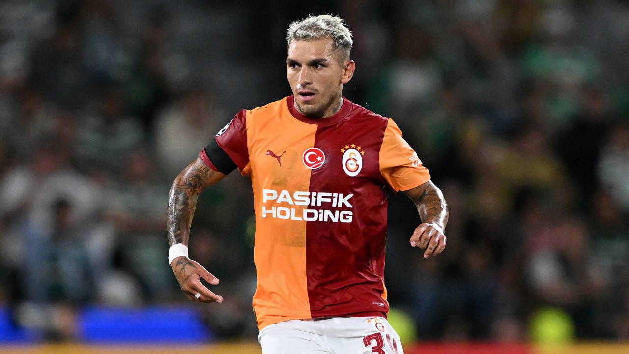 Galatasaraylı Lucas Torreira'ya Uruguay Milli Takımı Davetiyle Onur Ödülü
