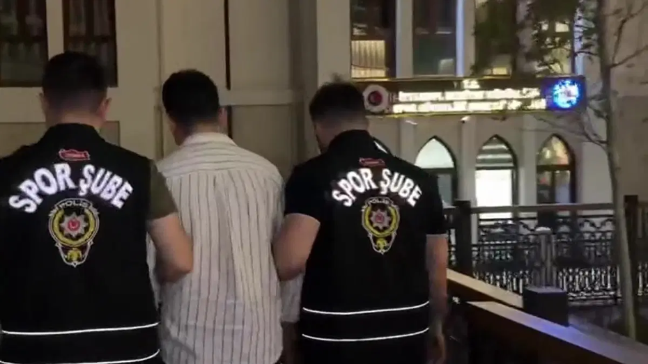 Bilet Var Diye Bağırınca Yakalandılar, Üç Yıl Hapis Talebi