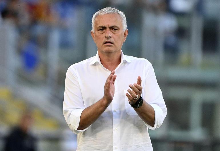 Beşiktaş'ın yeni teknik direktörü Solskjaer, Mourinho ile böyle mücadele etti