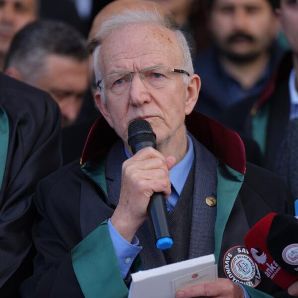 İstanbul Barosu yönetimi görevden alındı