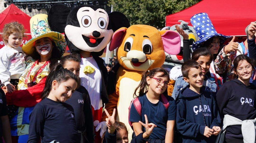     Aile Şenliği tüm hızıyla devam ediyor! 