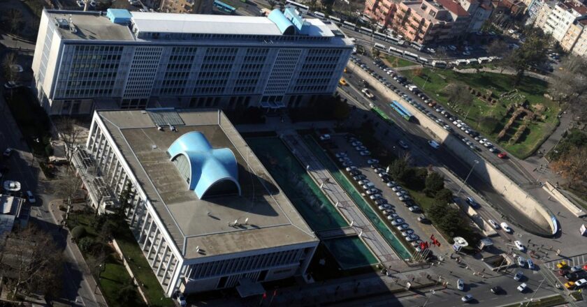 İBB’ye yönelik yolsuzluk soruşturması: 6 şüpheliye tutuklama talebi