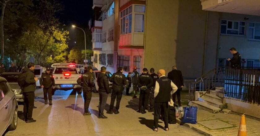 Kartal’da kolonları çatlayan 4 katlı bina tahliye edildi